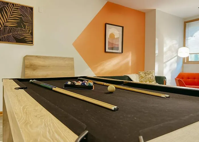 Modern Billiards 1 Private Patio 1 Parking Апартаменты Чикаго